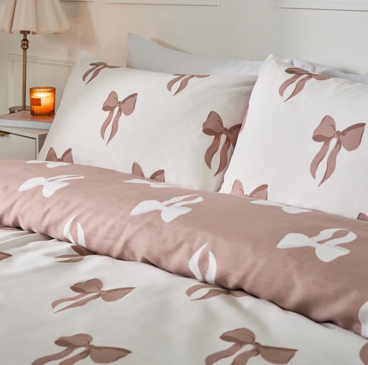 Bow Print Reversible Duvet Cover Set -