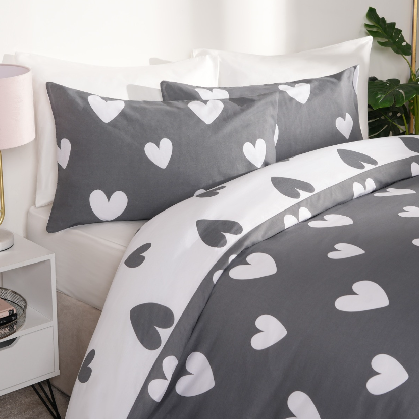 Heart Print Duvet Cover Set - Charcoal